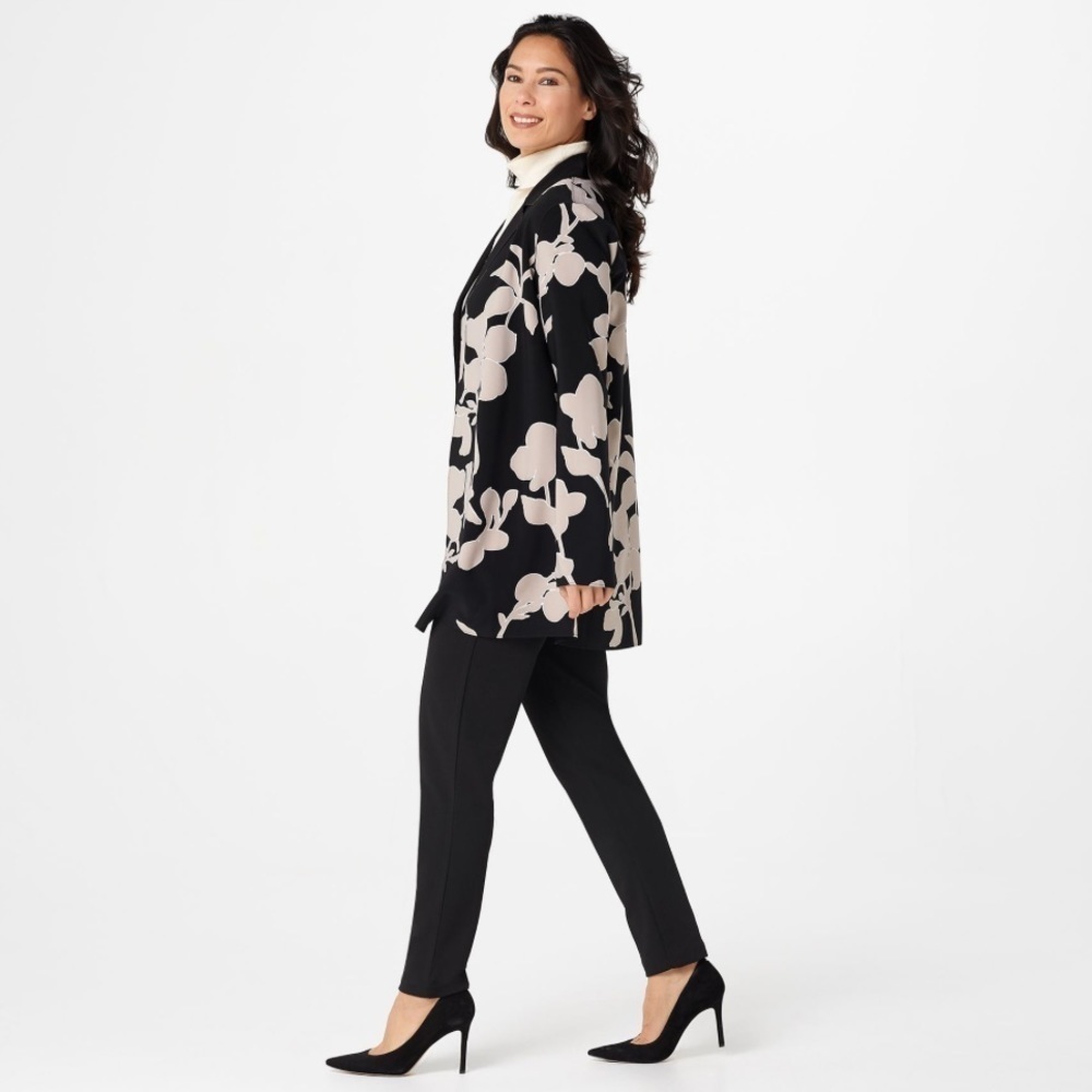 Susan Graver Regular Bonded LK Fusion Topper Beige/Black/White Large Floral S